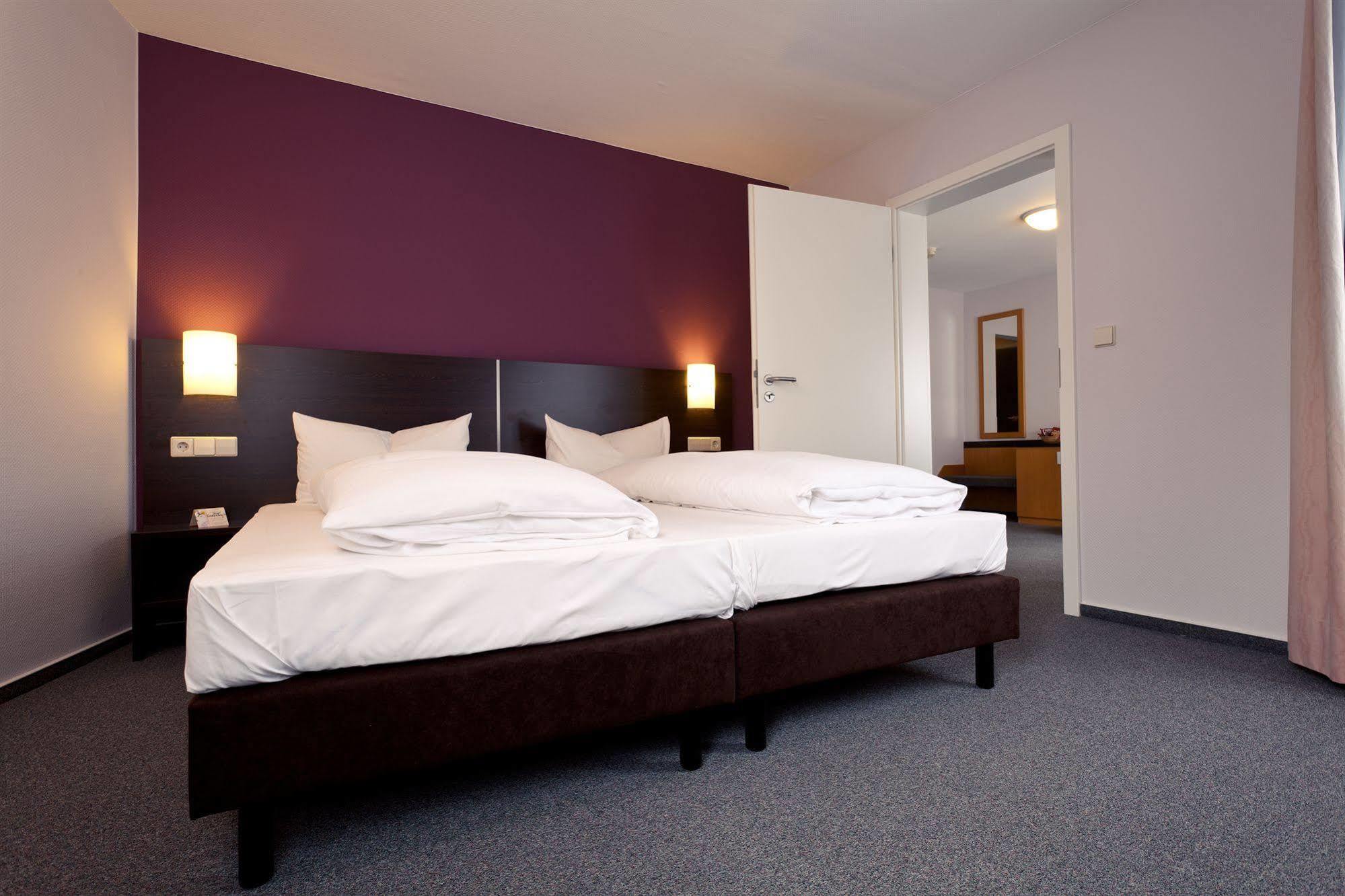 Akzent Hotel Torgauer Hof Sindelfingen Exteriör bild